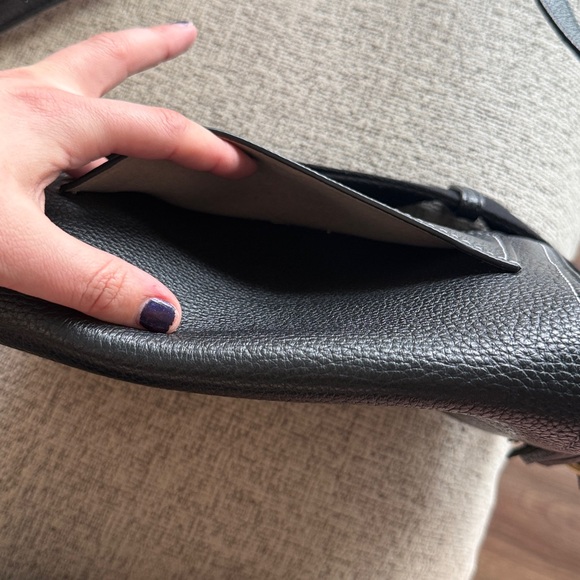 Tory Burch Thea Flap Crossbody In Black - Picture 12 of 13